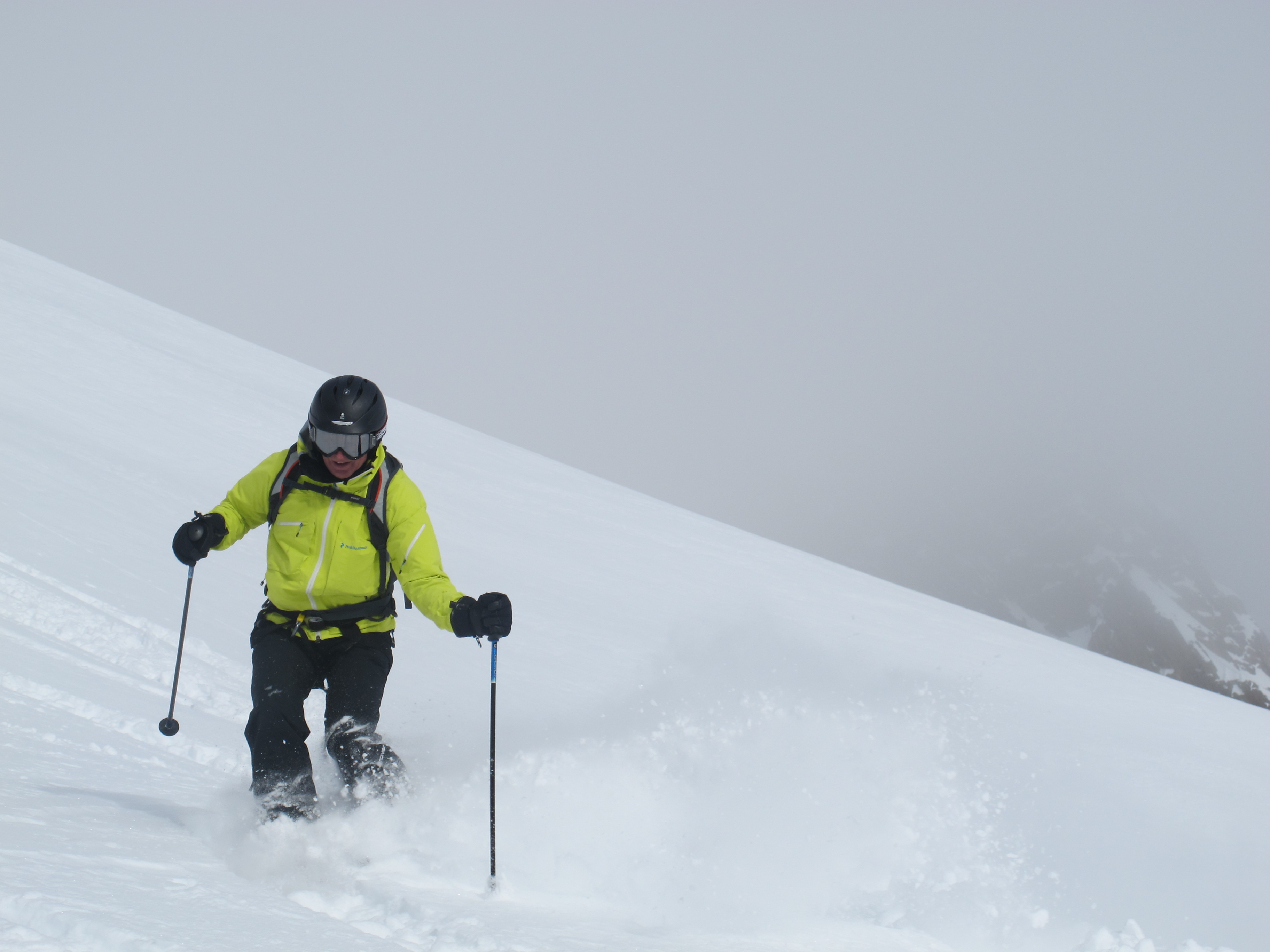 Powder skiing Chamonix AscentDescent