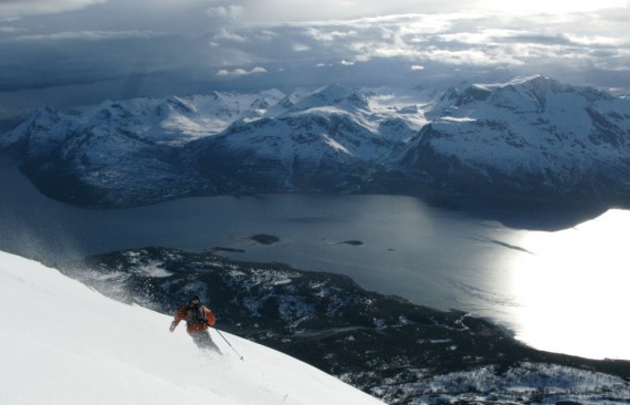 Ski touring in the lyngen alps