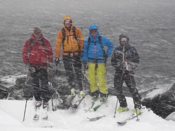 Just coming back to the shore after a long ski tour on Russelvfjellet. Hours before we had sun and clear blue skies... Photo: Jimmy Halvardsson