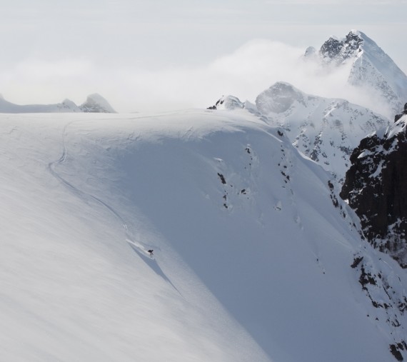 Skidåkning i Lyngen med AscentDescent Skidåkning i Lyngen med AscentDescent