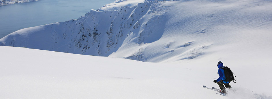 Ski touring in Lyngen